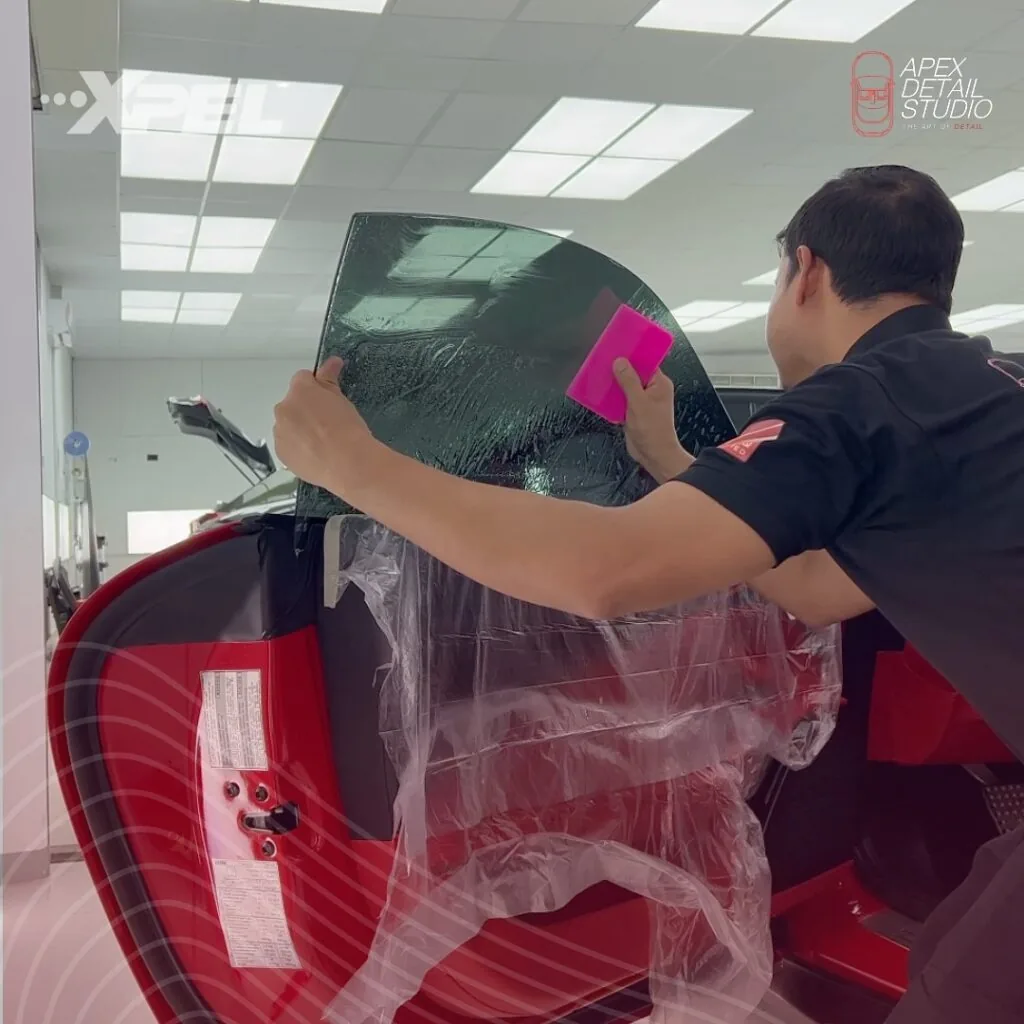 Side glass tint