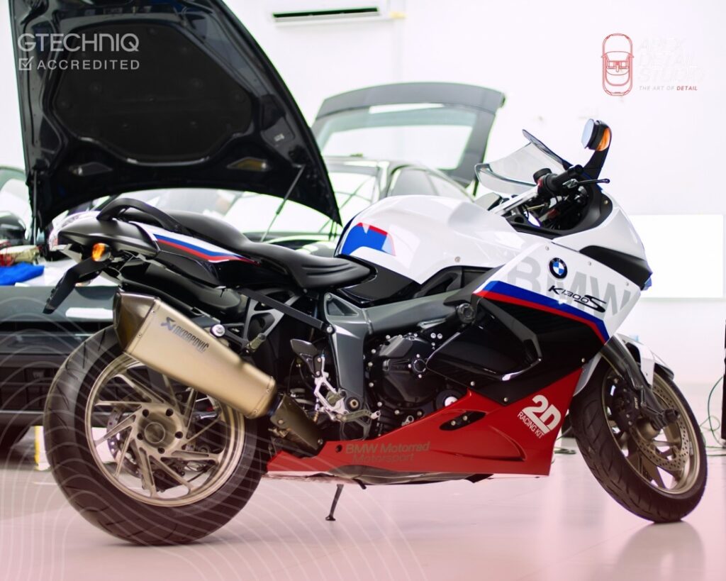 BMW K1300S detailed and protected with GTECHNIQ Crystal Serum Light Ceramic Coating