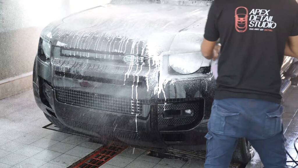 Foam wash on a Land Rover Defender 130 before PPF