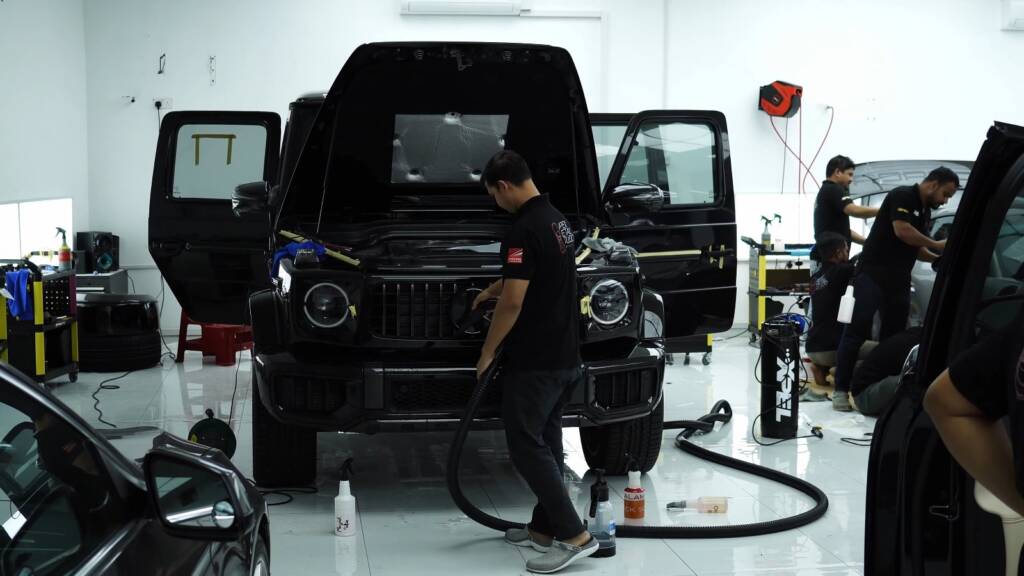 Black Mercedes-AMG G63 in the Apex PPF studio in Dubai