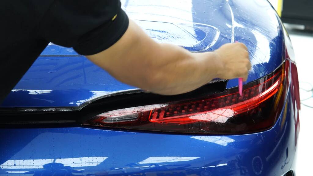 Fitting PPF around a Mercedes-AMG SL55 tail light