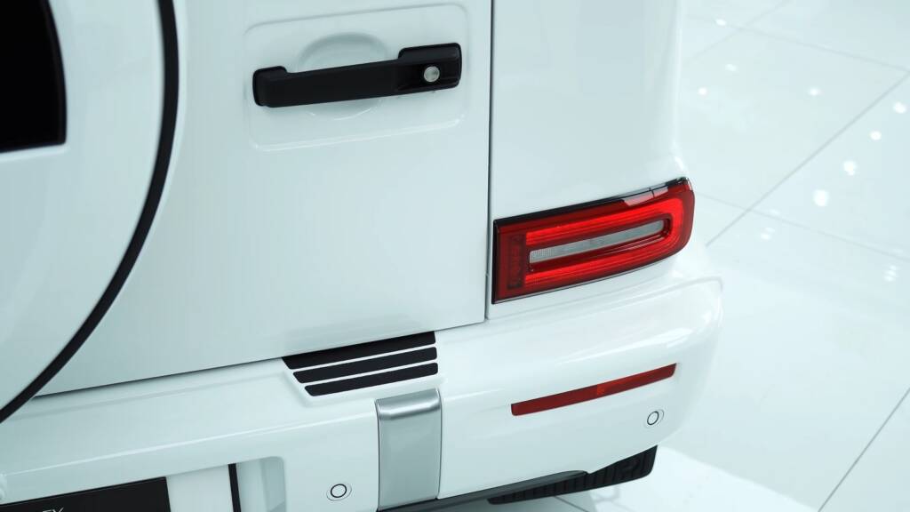 Mercedes G500 rear light and door after PPF