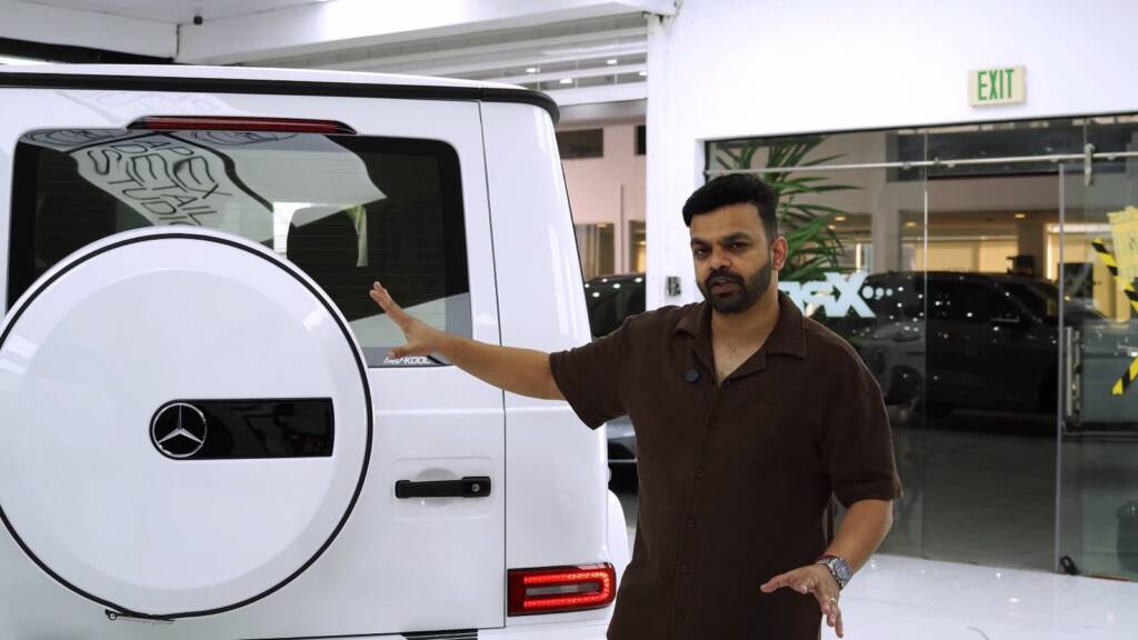 Explaining PPF on a Mercedes G500 spare wheel cover