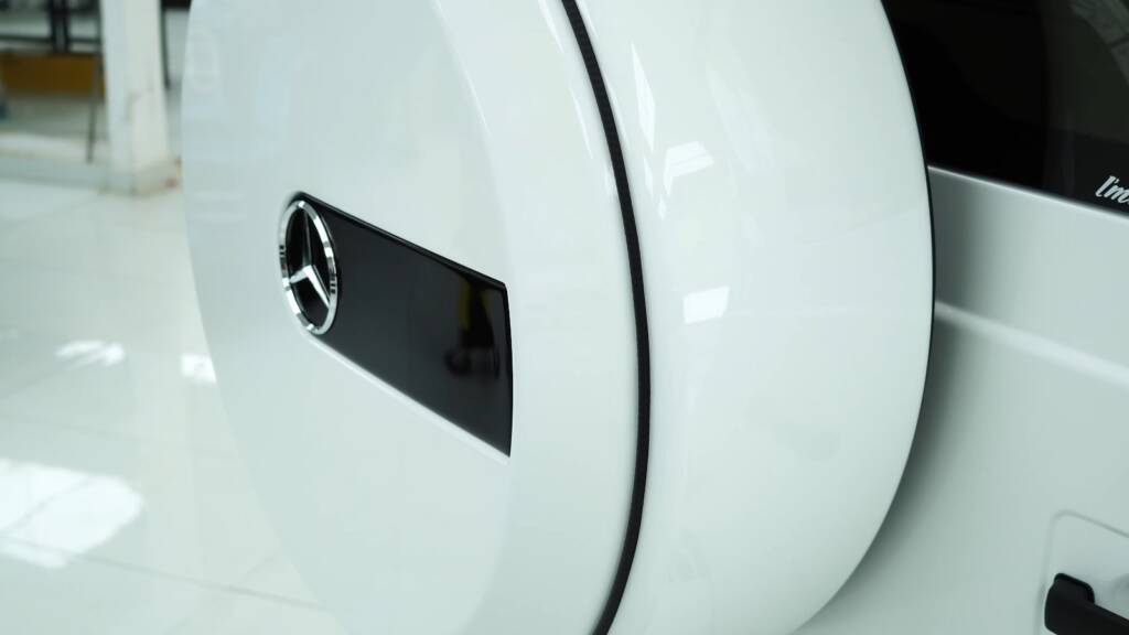 Mercedes star on a G500 spare wheel cover after PPF