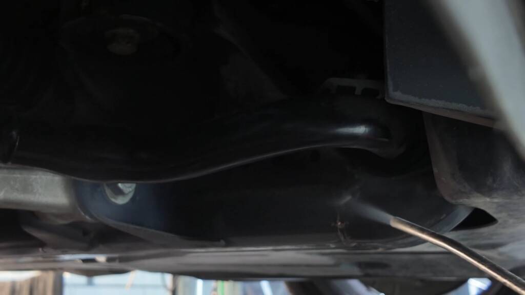 Porsche Cayenne Turbo underbody after dry ice in Dubai