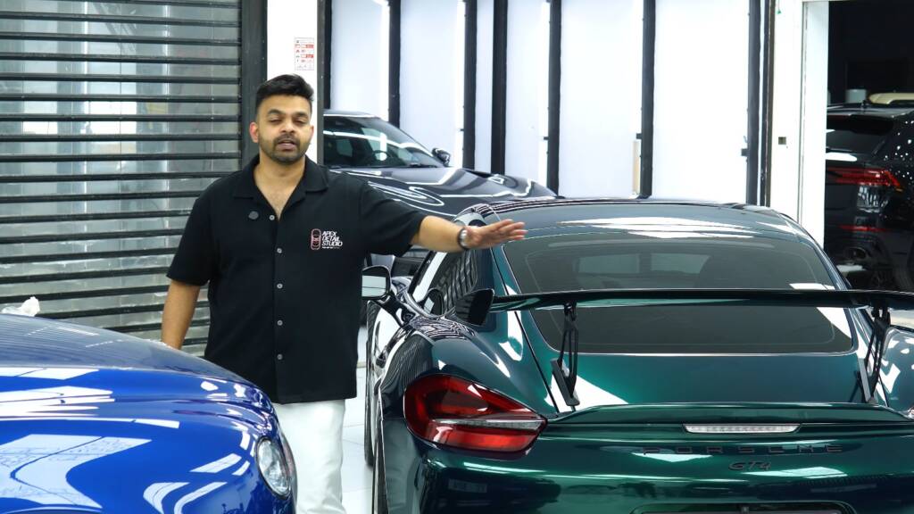 Porsche Cayman GT4 rear wing in green after colour change