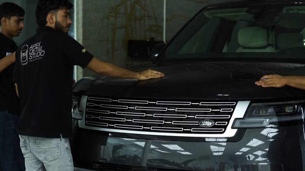 Preparing the front of a 2025 Range Rover Autobiography for premium PPF