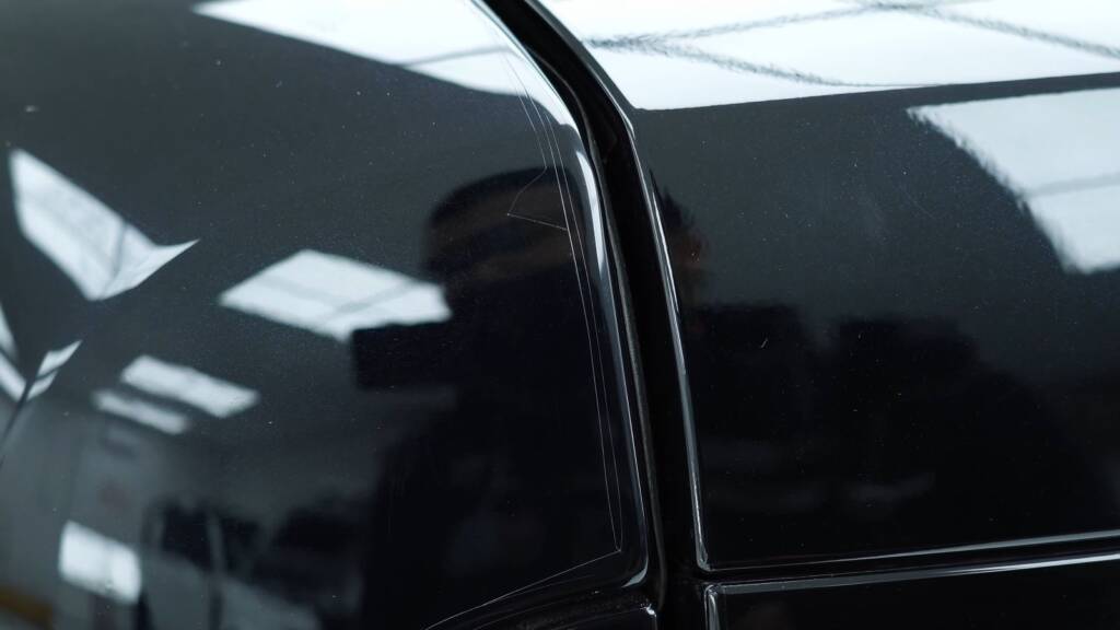 Range Rover pillar edge after a hand-cut PPF job