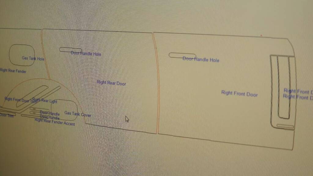 Plotter-cut PPF pattern for a Range Rover panel
