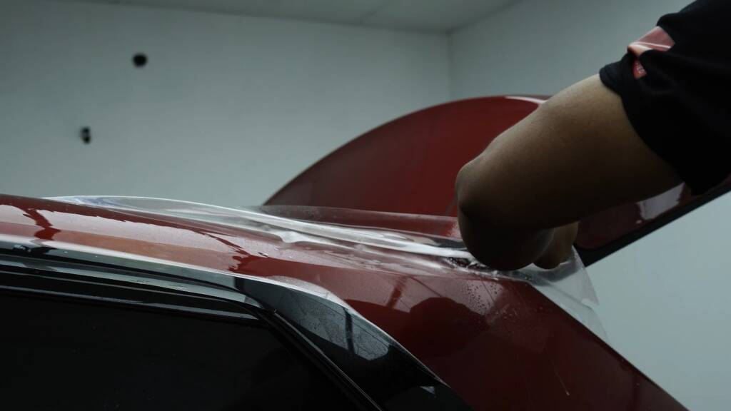 Laying PPF on a Rolls-Royce Cullinan bonnet